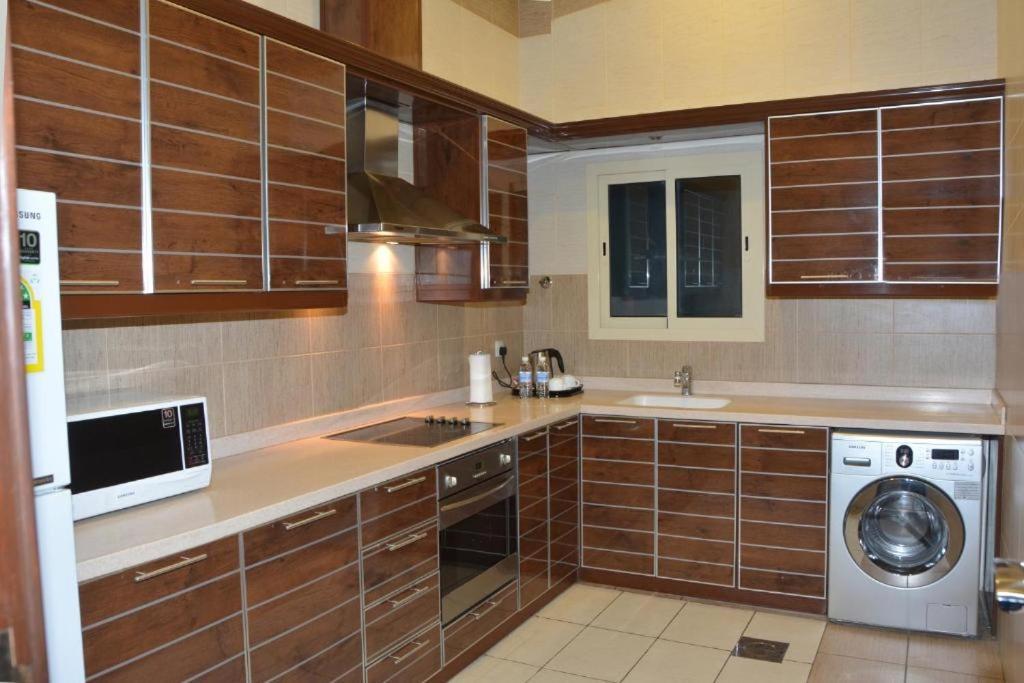 Mandarin Alshamal Hotel Apartments Riad Exterior foto